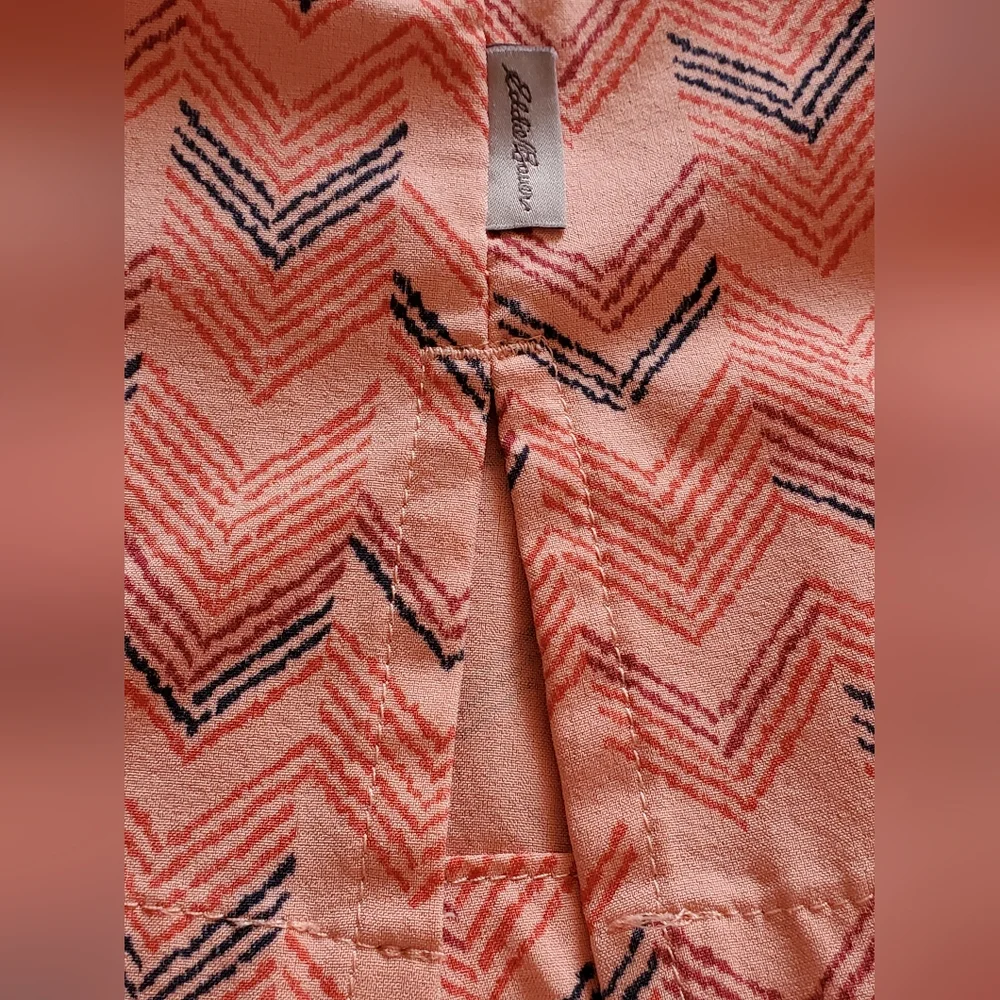 Eddie Bauer UPF 50+ Departure V-Neck Tank Top - Picture 5 of 8